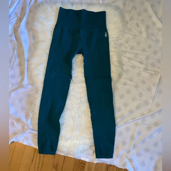 NWOT Free People Movement Good Karma Leggings Medium Large Spruced Up Green - Picture 2 of 9